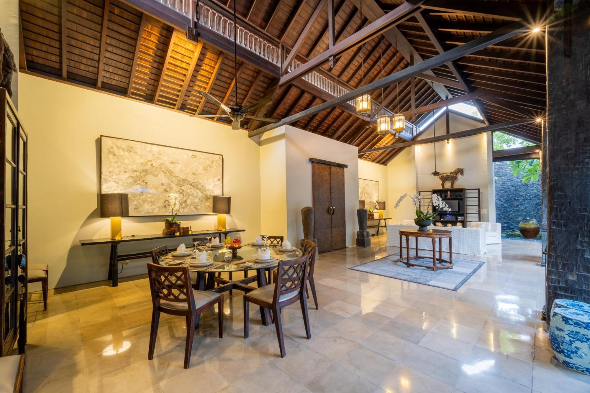 Villa De Suma - Fully Staffed Luxury Villa, Walk To The Beach! เซมินยัค ภายนอก รูปภาพ
