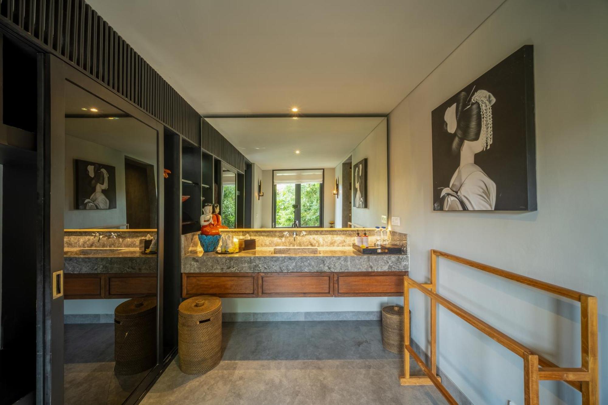 Villa De Suma - Fully Staffed Luxury Villa, Walk To The Beach! เซมินยัค ภายนอก รูปภาพ