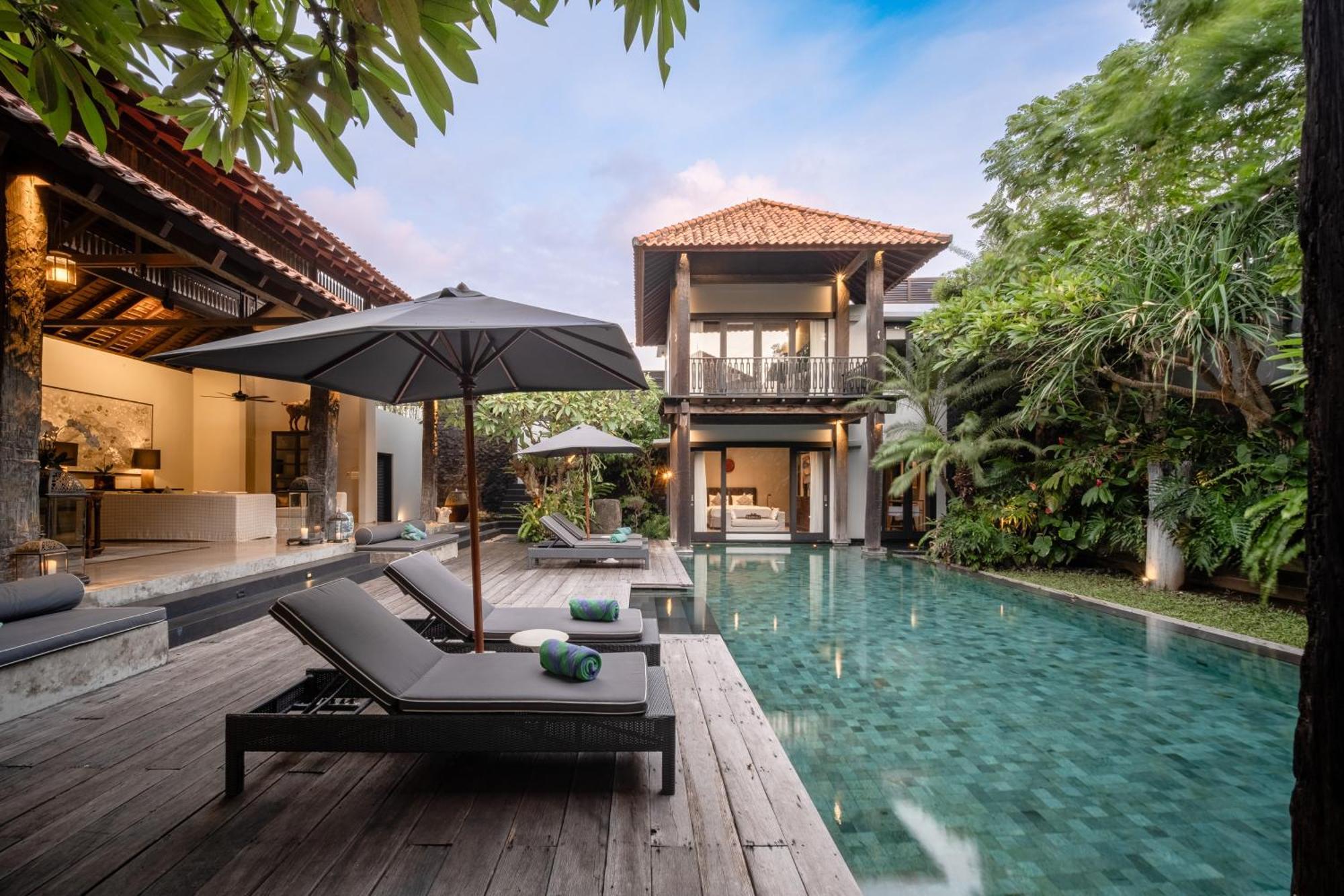 Villa De Suma - Fully Staffed Luxury Villa, Walk To The Beach! เซมินยัค ภายนอก รูปภาพ