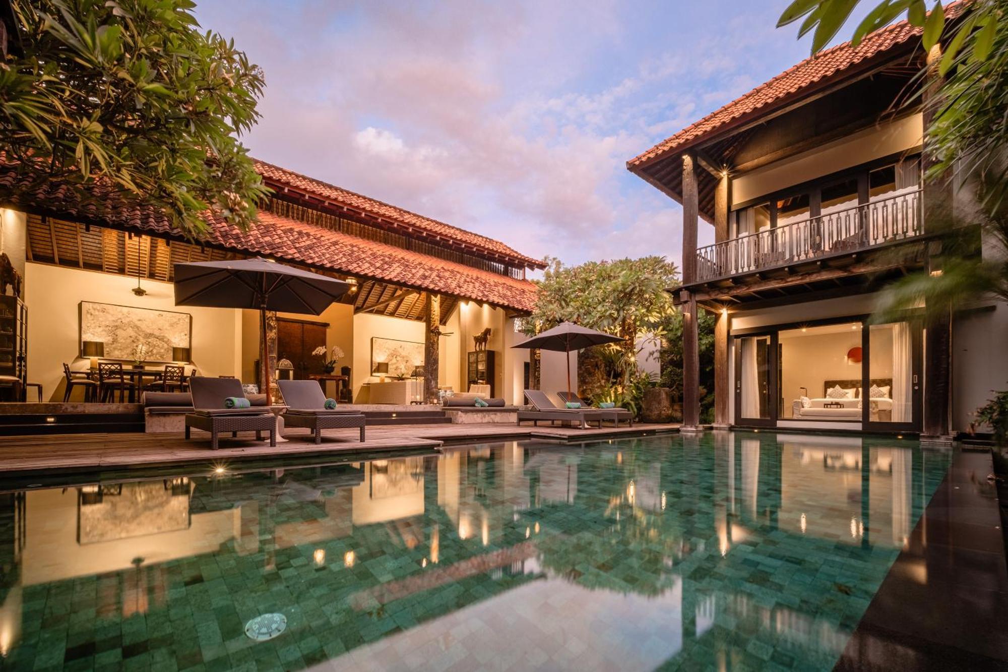 Villa De Suma - Fully Staffed Luxury Villa, Walk To The Beach! เซมินยัค ภายนอก รูปภาพ