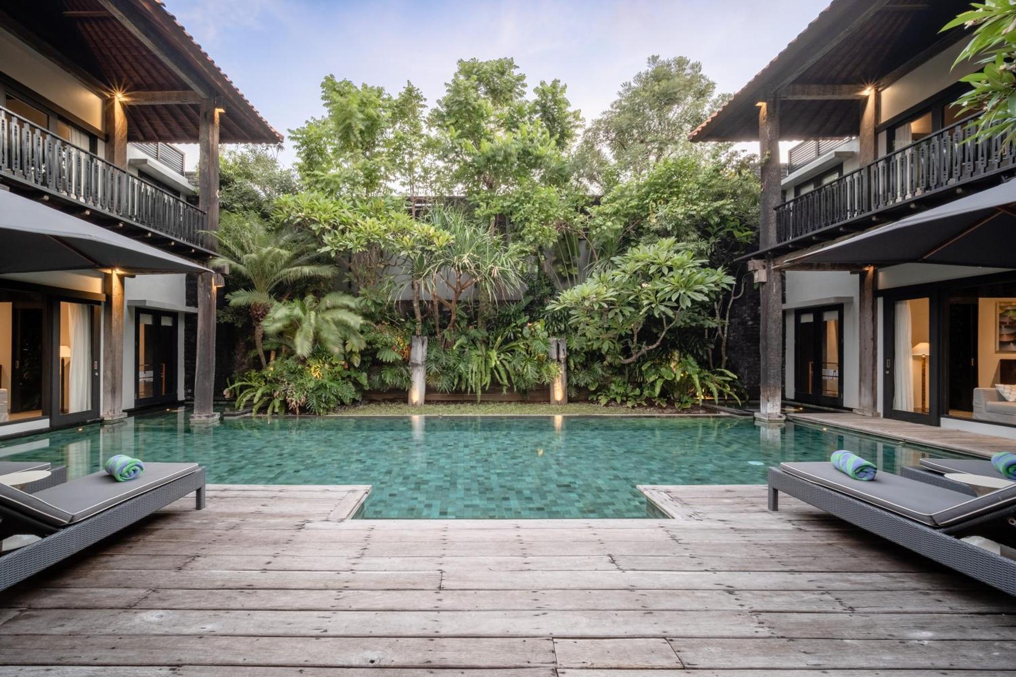 Villa De Suma - Fully Staffed Luxury Villa, Walk To The Beach! เซมินยัค ภายนอก รูปภาพ