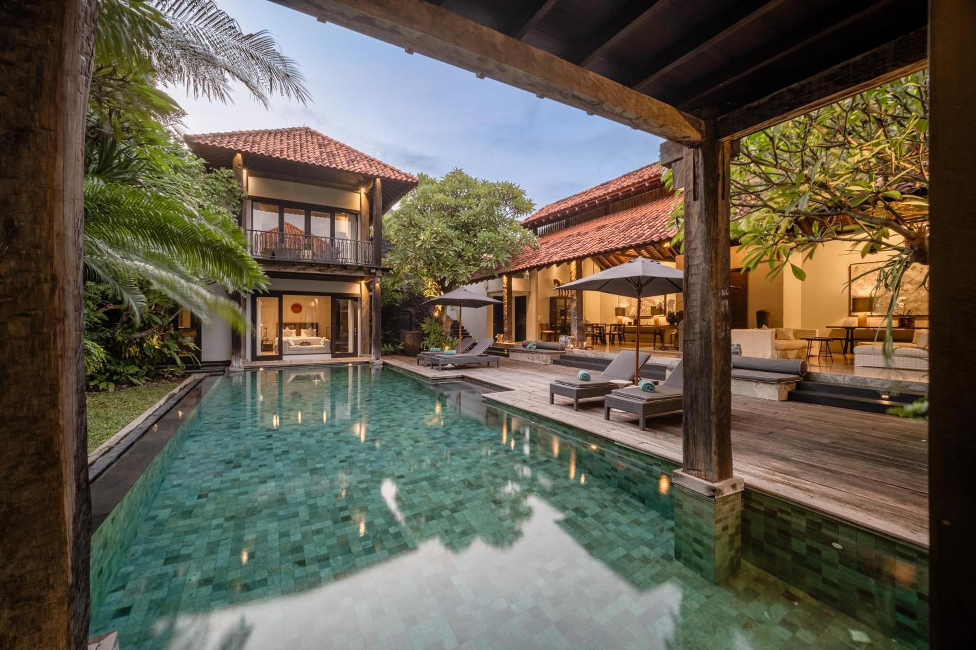Villa De Suma - Fully Staffed Luxury Villa, Walk To The Beach! เซมินยัค ภายนอก รูปภาพ
