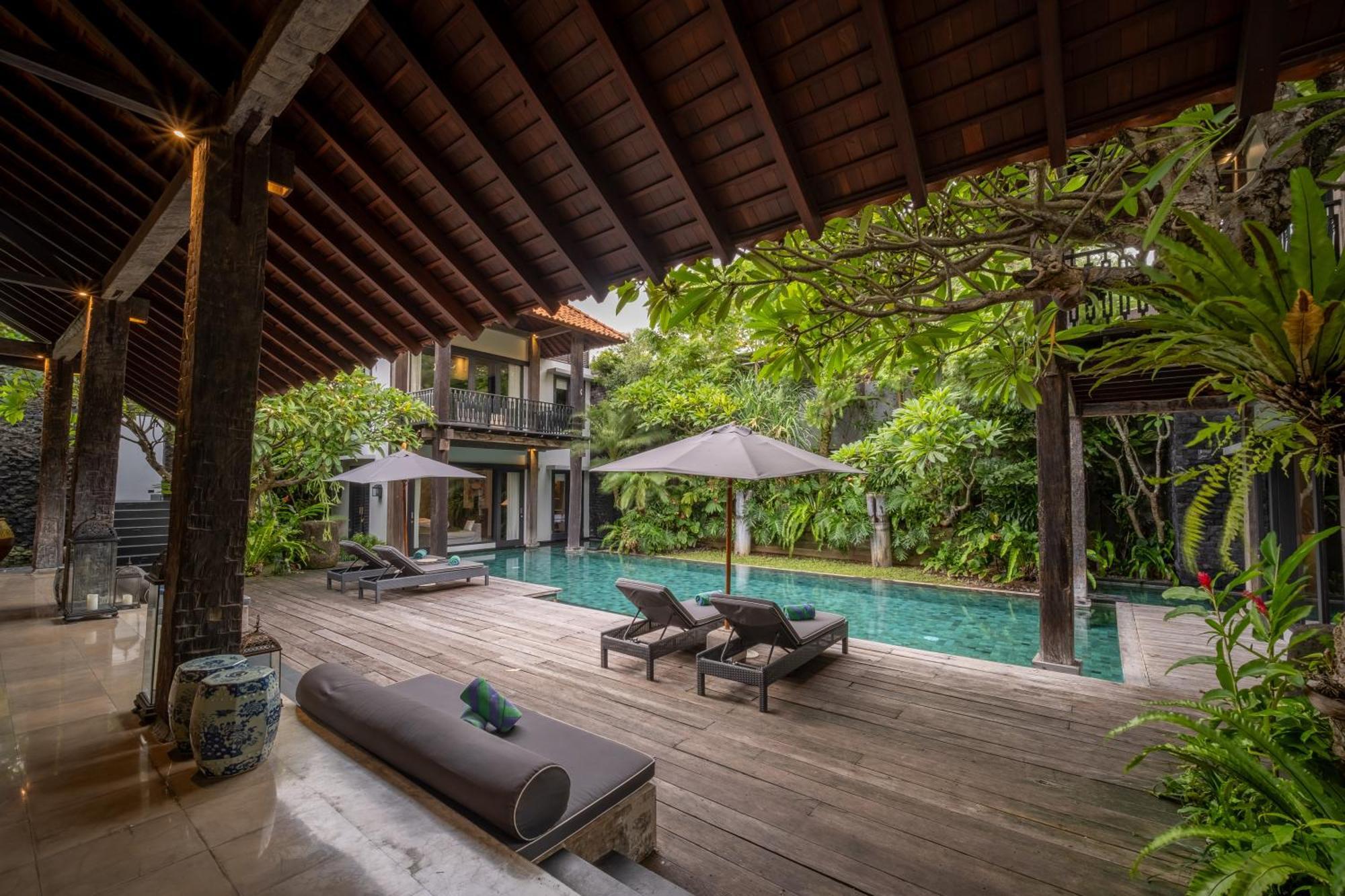 Villa De Suma - Fully Staffed Luxury Villa, Walk To The Beach! เซมินยัค ภายนอก รูปภาพ