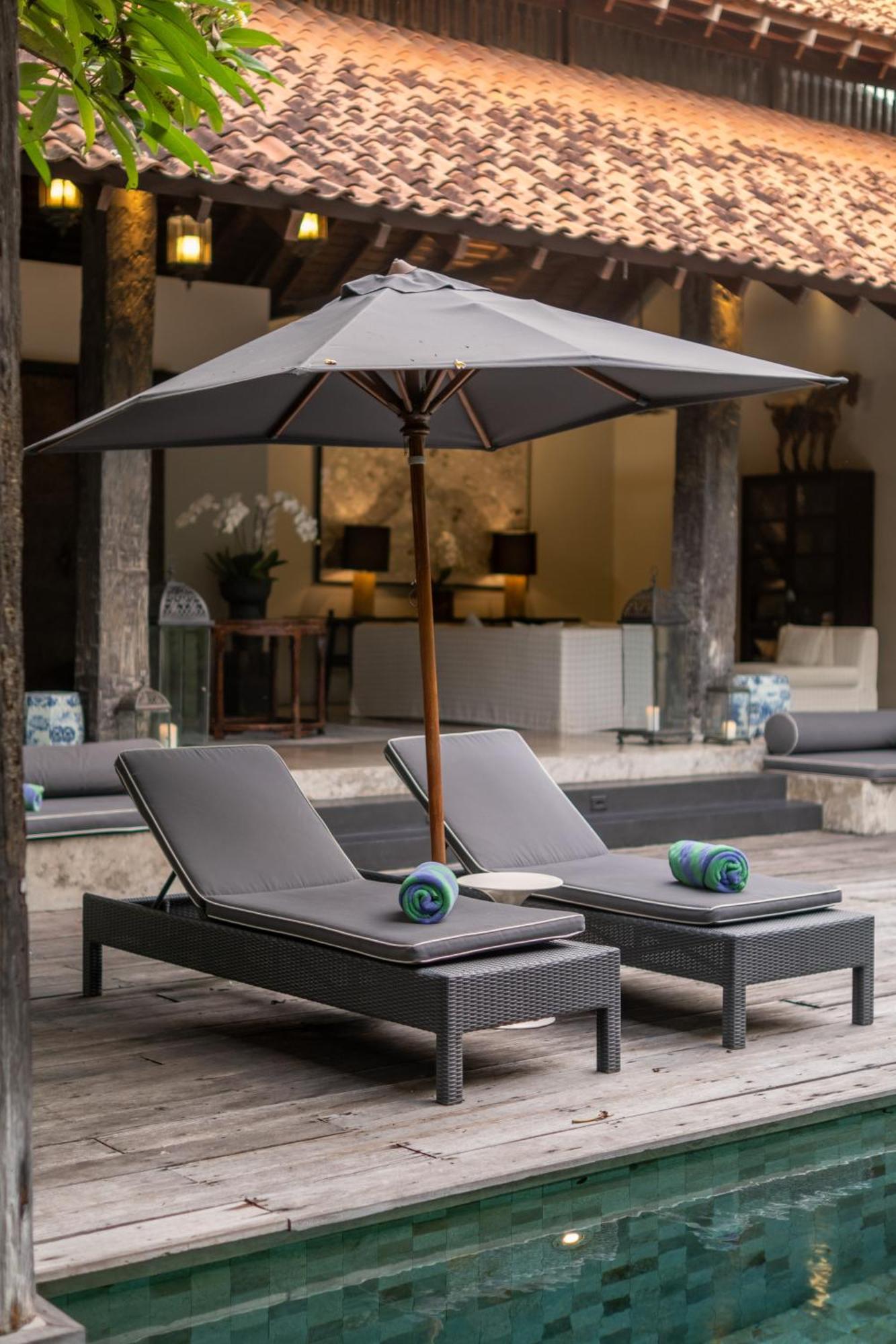 Villa De Suma - Fully Staffed Luxury Villa, Walk To The Beach! เซมินยัค ภายนอก รูปภาพ